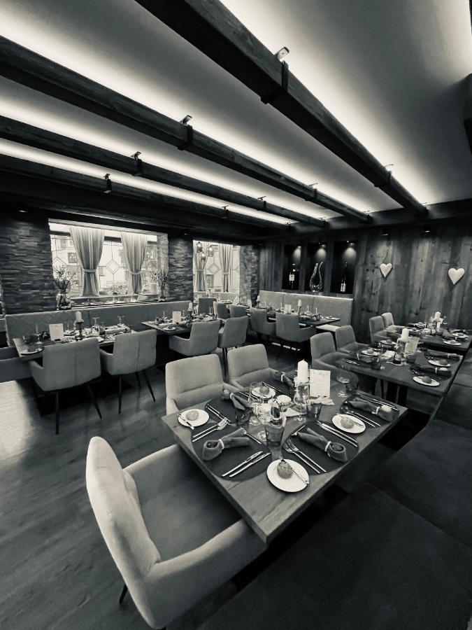 אישגל Hotel Central מראה חיצוני תמונה