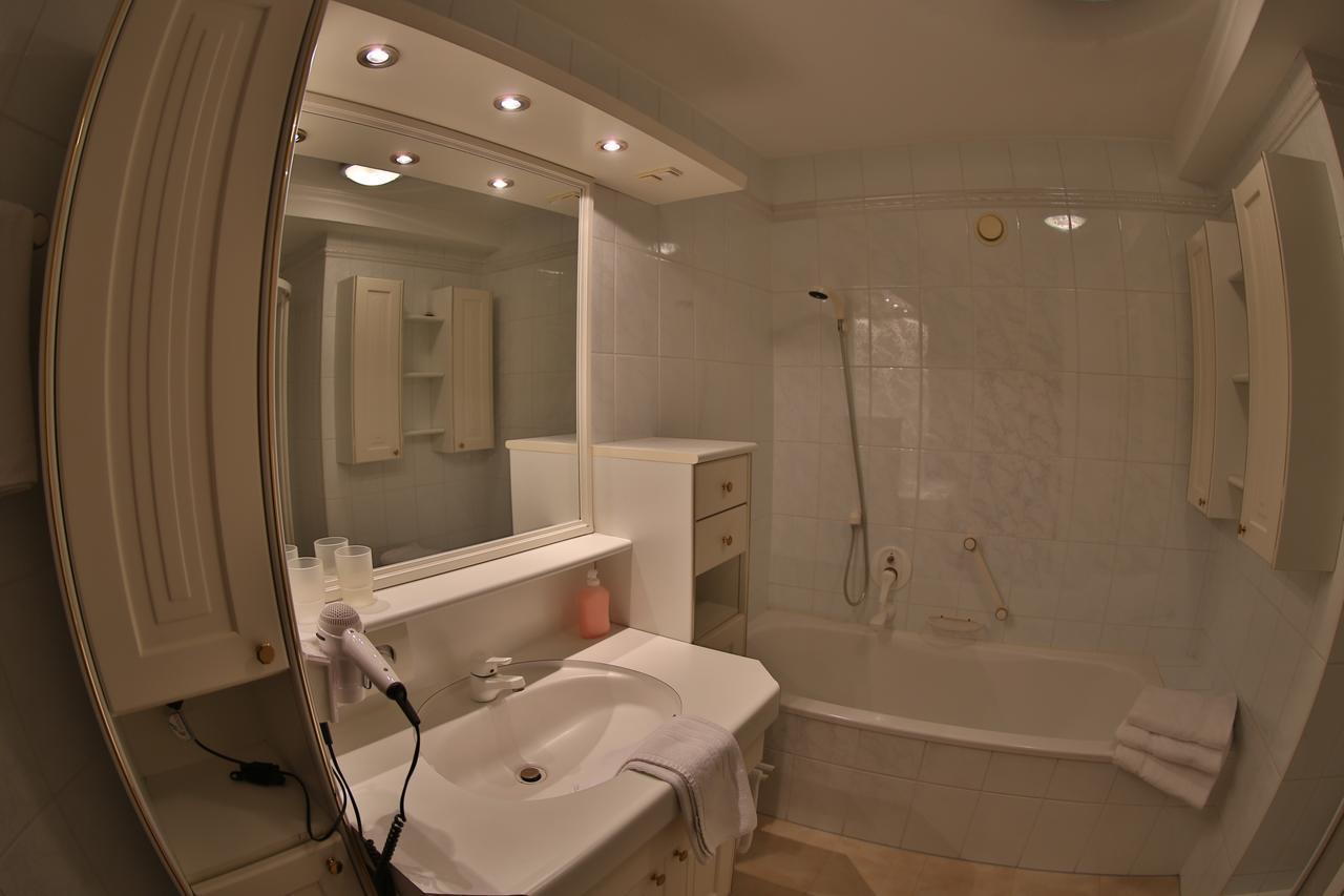 אישגל Hotel Central מראה חיצוני תמונה